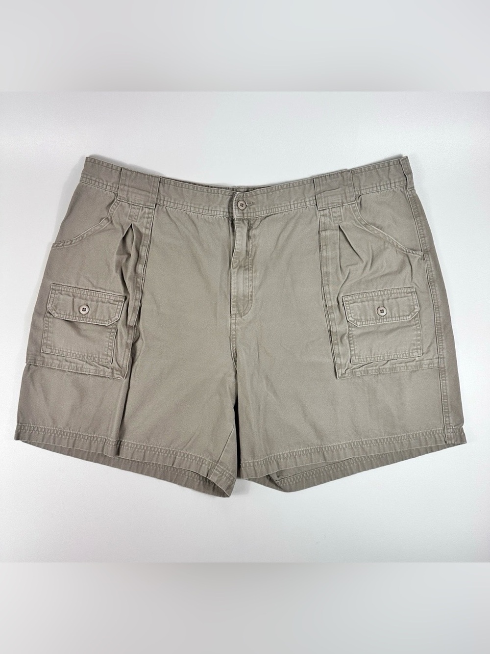 Cabela's Cargo Shorts Men's 44 Khaki Cotton Hiking Fishing Utility Outdoor